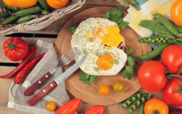 Do vegans eat eggs?